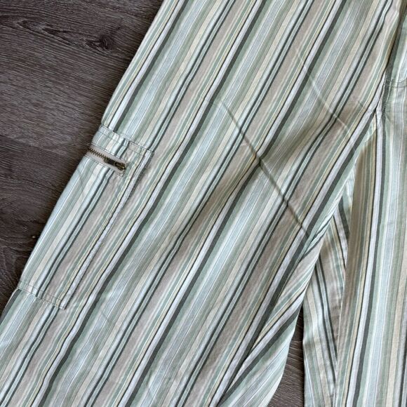 Bay Studio Khakis Green Striped Pants Capri Ankle Cotton Size 12 - Picture 10 of 15